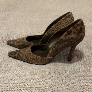Stuart Weitzman Leopard Print heels